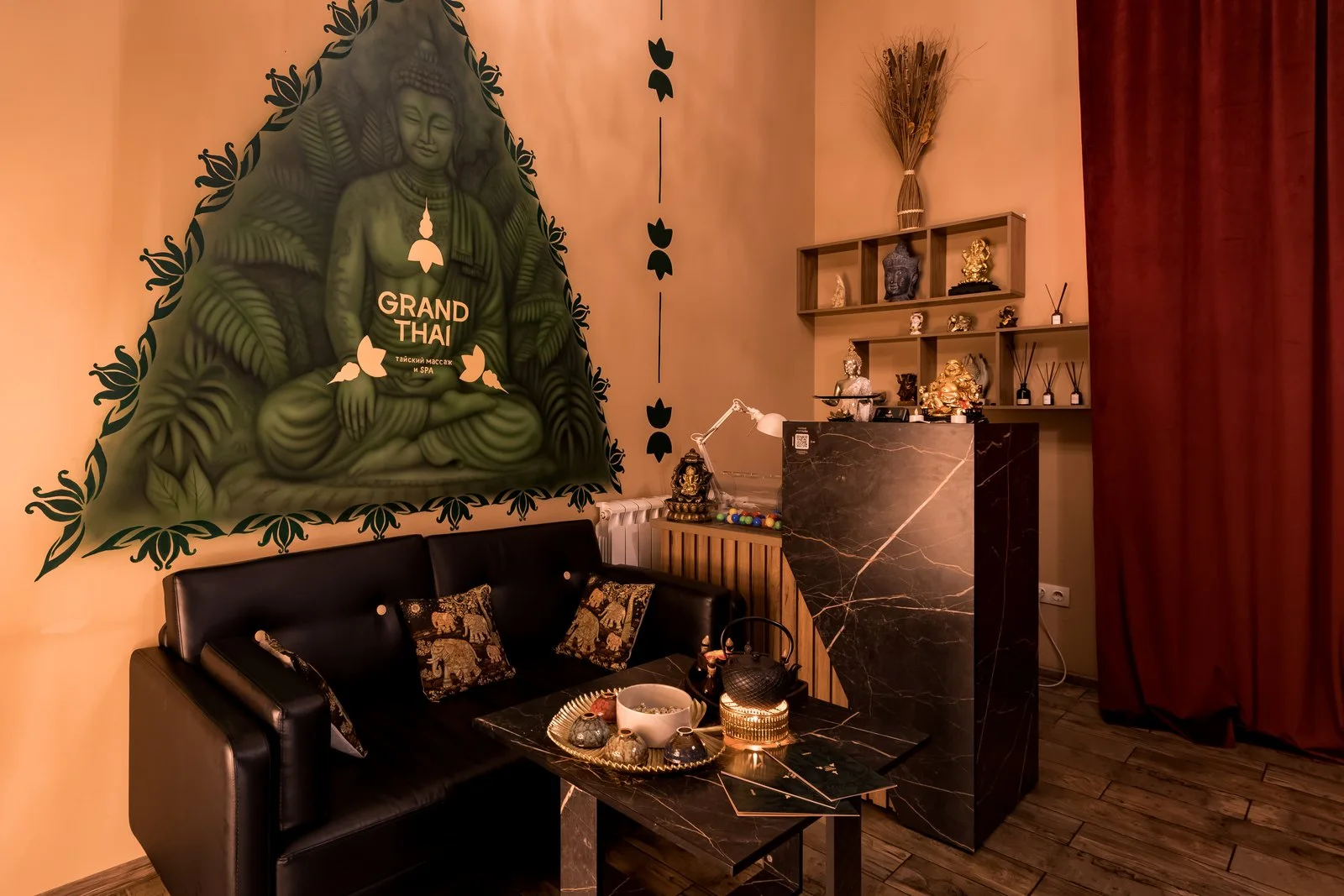 Интерьер филиала GRANDTHAI на Окской